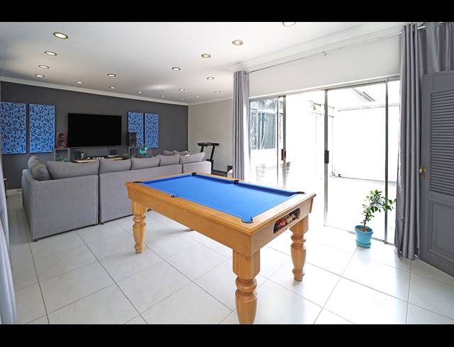 4 BEDROOM FREEHOLD FOR SALE IN SYDENHAM